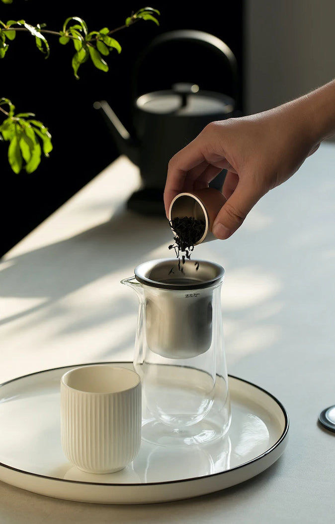 Design Award Winning Glass Tea Diffuser & Cups