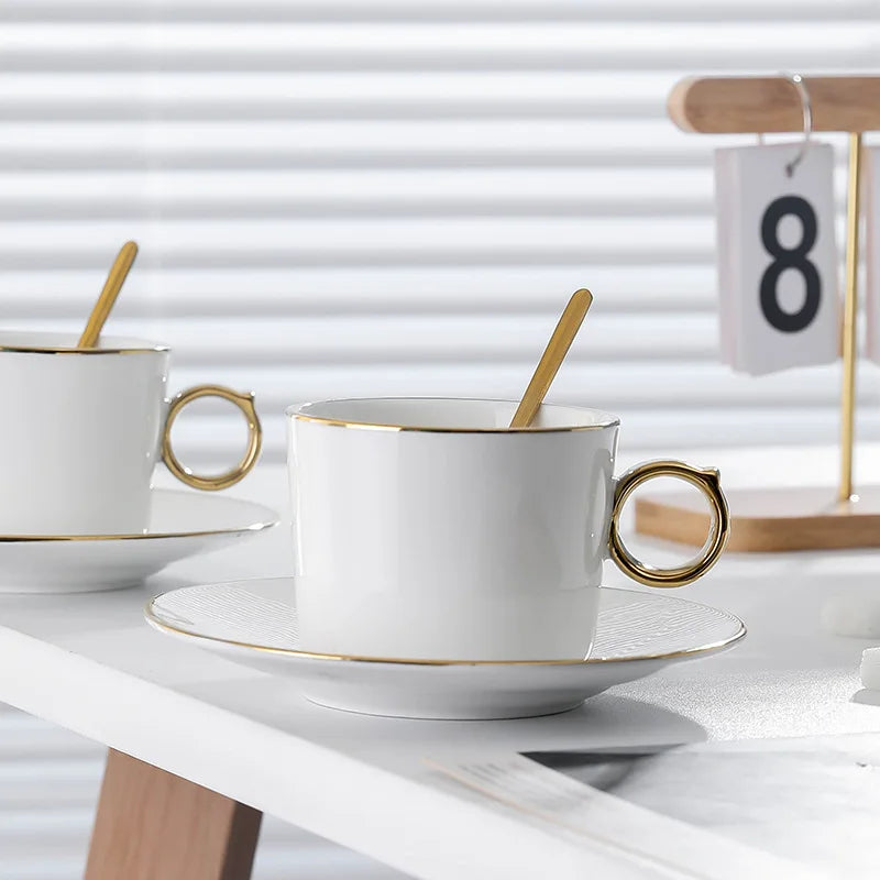 Luxury Ceramic & Gold Tea Cups, Saucers and Spoons - Perfect for afternoon tea